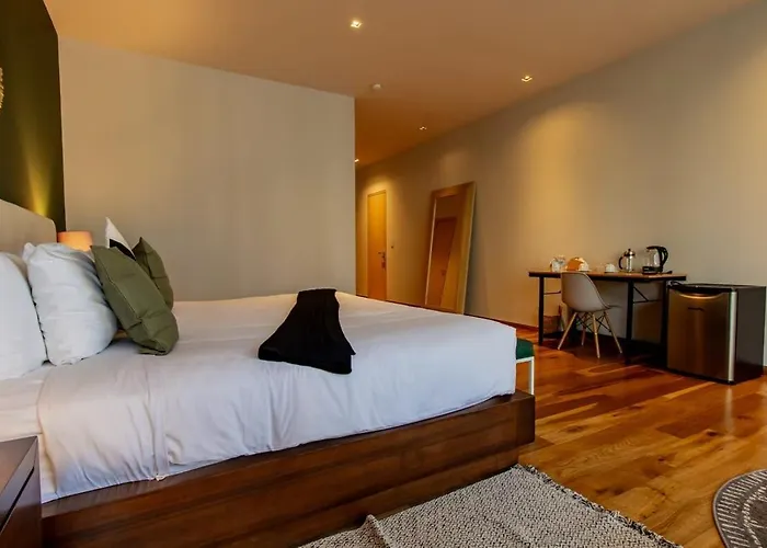 Capitalia Elegant Loft With Urban Energy